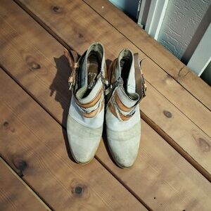 Stylish distressed MIZ MOOZ Two-Tone LEATHER Ankle Boots w/straps 40